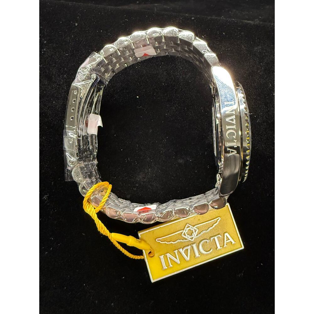 NEW! Invicta 40mm Men PRO DIVER Black And Blue Bezel Jubilee SS Bracelet 34104 - Picture 4 of 6